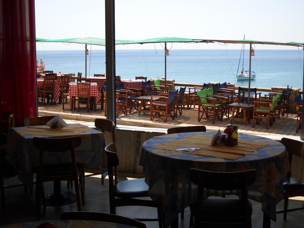 Argo Hotel Aegina Exterior photo