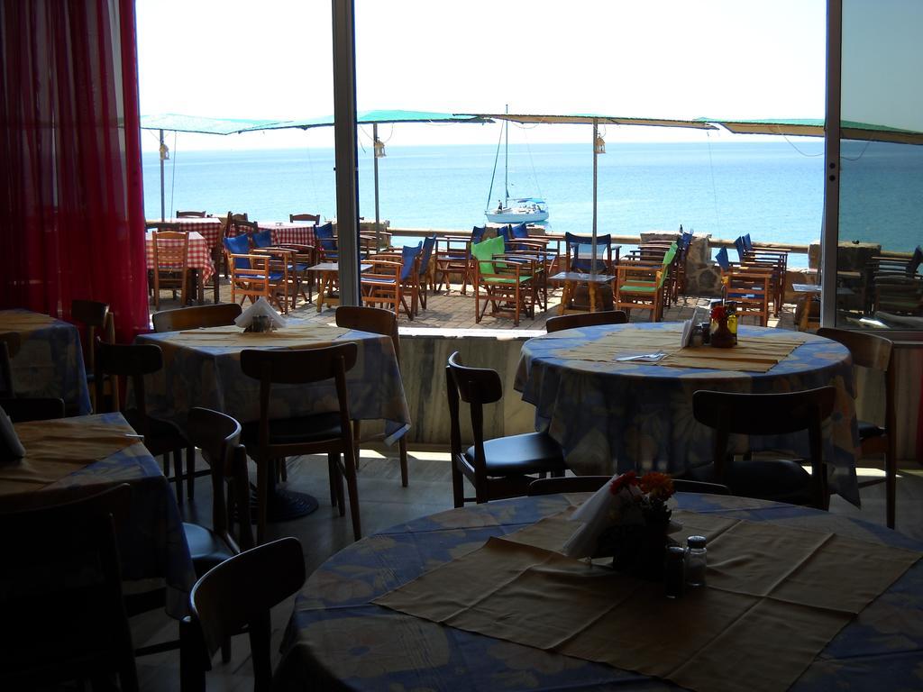 Argo Hotel Aegina Exterior photo