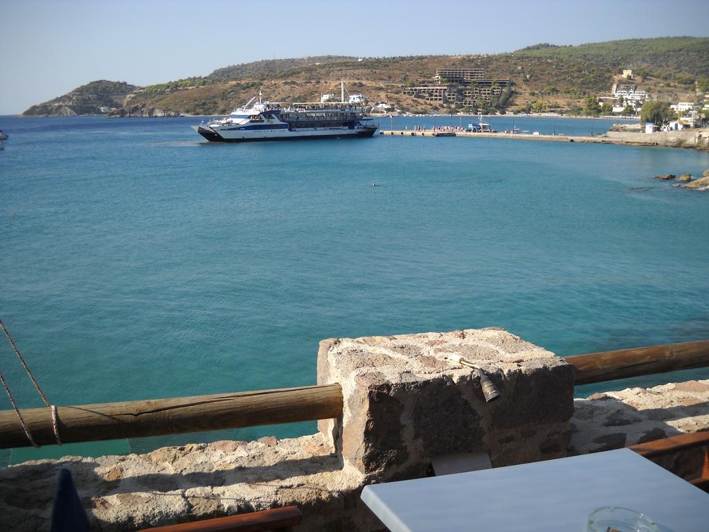 Argo Hotel Aegina Exterior photo