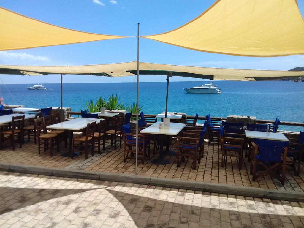 Argo Hotel Aegina Exterior photo